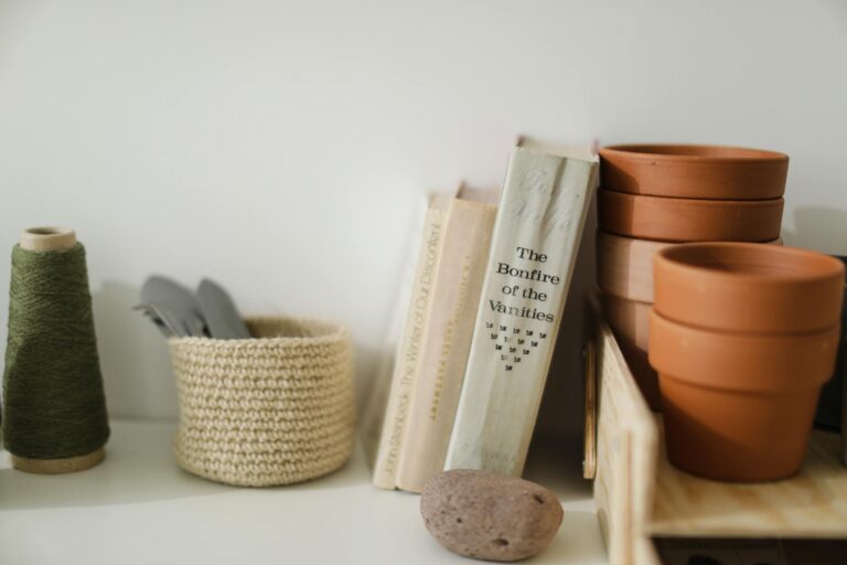 Beginner DIY Crafts Guide: Essential Tips, Tools, and Easy Projects